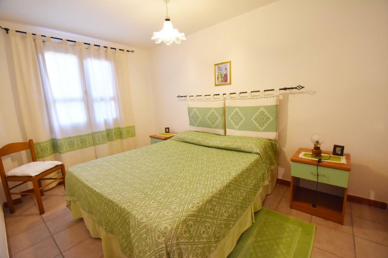 Casa Vacanza Porto Frailis Gia Porto Frailis B&B Àrbatax Eksteriør billede