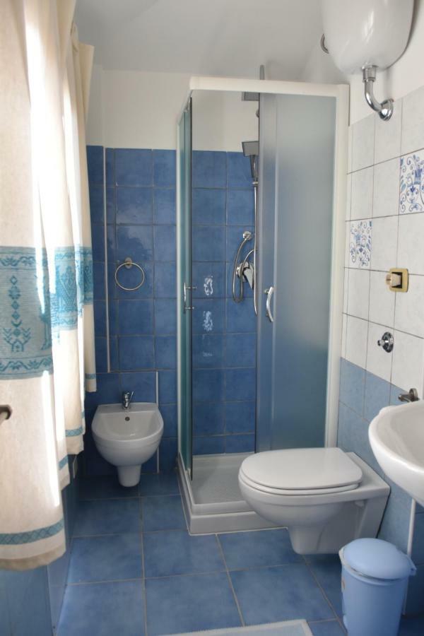 Casa Vacanza Porto Frailis Gia Porto Frailis B&B Àrbatax Eksteriør billede