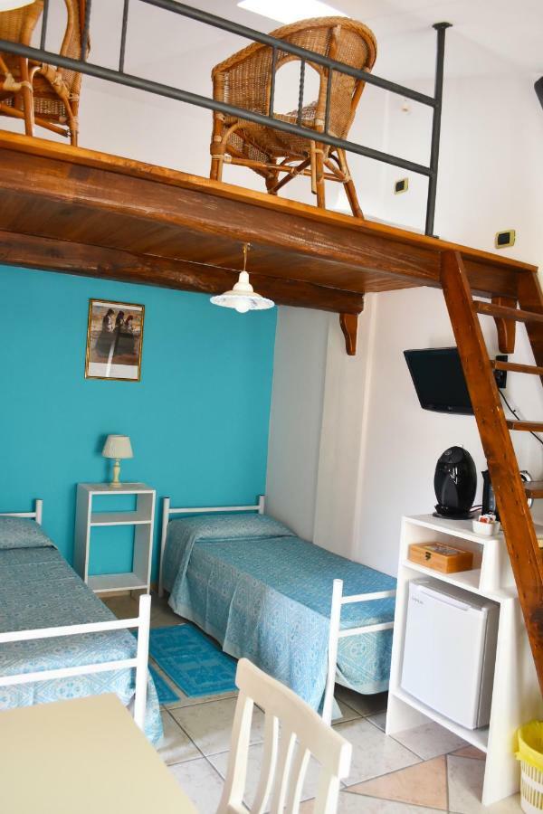 Casa Vacanza Porto Frailis Gia Porto Frailis B&B Àrbatax Eksteriør billede